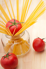 Image showing fresh tomato and spaghetti pasta