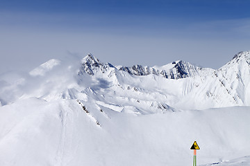 Image showing Warning sing on ski resort