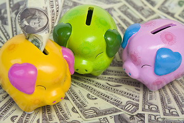 Image showing Piggy bank