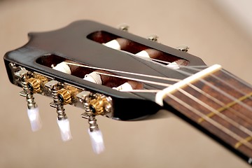 Image showing Guitar head