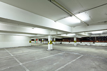 Image showing Car park