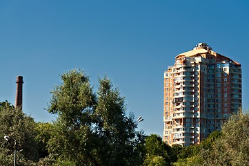 Image showing Building and Chimney