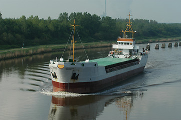 Image showing Ship in Kiel Canal