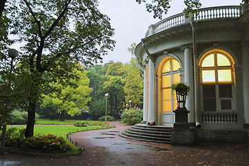 Image showing Palace in Park