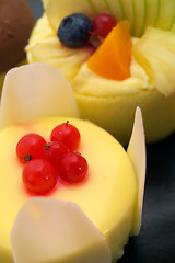 Image showing fresh currant  berry fruit cake