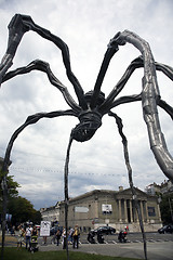 Image showing Maman spider sculpture