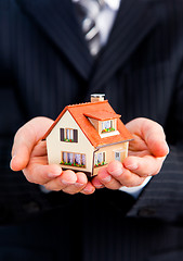 Image showing house in a hand