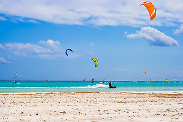 Image showing kitesurfing in Italy