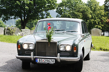 Image showing Wedding car