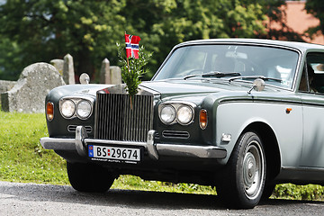 Image showing Wedding car