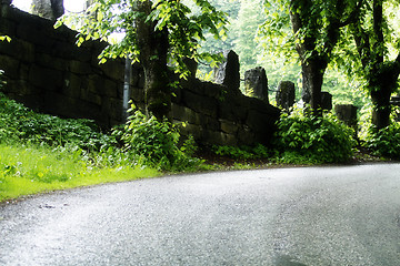 Image showing Old road