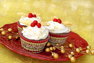 Image showing Christmas cupcakes