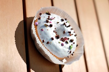 Image showing white glaze donut