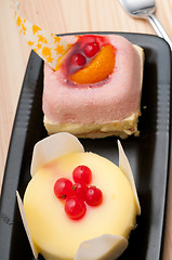 Image showing fresh berry fruit cake