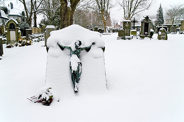 Image showing Snowy grave