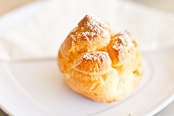 Image showing Delicious cream filled pastry