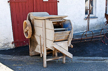 Image showing old machine for potatoe washing