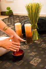 Image showing Masseuse hands