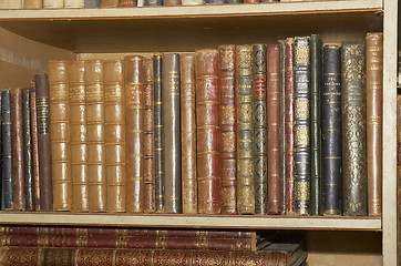 Image showing book shelf