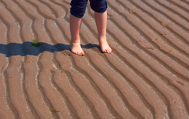 Image showing barefoot