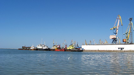 Image showing port with docks and hoisting cranes