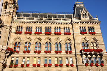 Image showing Rathaus in Vienna, Austria