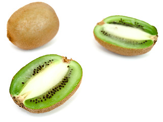 Image showing slices of kiwi