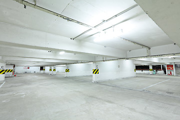 Image showing Car park