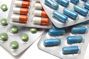 Image showing  colorful capsules and pills 