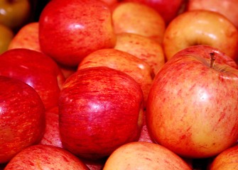 Image showing Ripe basket of apples