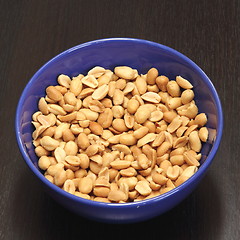 Image showing peanuts in a pot