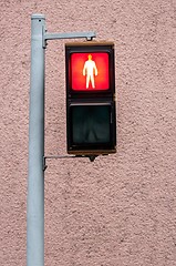 Image showing Red pedestrian lamp