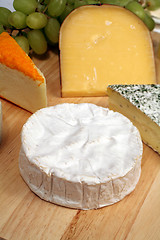 Image showing Gourmet cheeseboard 4