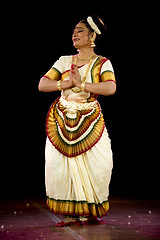 Image showing Mohiniattam