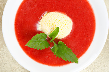 Image showing Strawberry soup