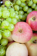 Image showing apples and grapes