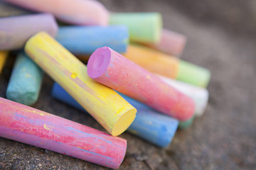 Image showing Colorful crayons