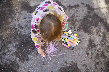 Image showing Drawing with chalk