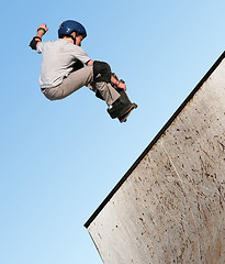 Image showing Boy skateboarding