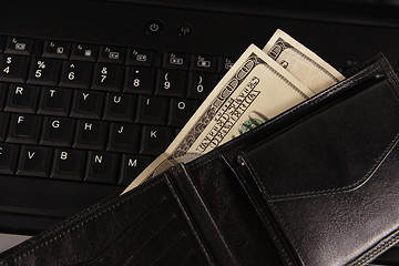 Image showing keyboard and purse