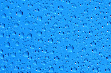 Image showing raindrops on the window after rain