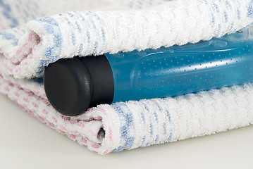 Image showing Towel and shower gel 