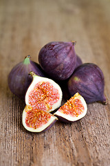 Image showing fresh figs 