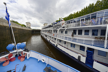 Image showing River lock