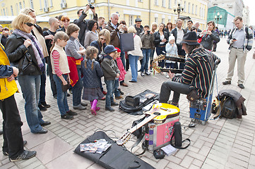Image showing Street musician