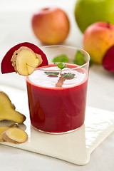 Image showing Beetroot ,apple and ginger smoothie