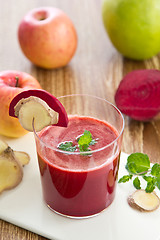 Image showing Beetroot ,apple and ginger smoothie