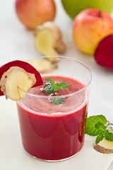 Image showing Beetroot ,apple and ginger smoothie