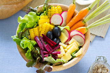 Image showing Sweetcorn with beetroot and cheese salad