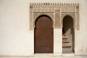 Image showing doorway and islamic detail